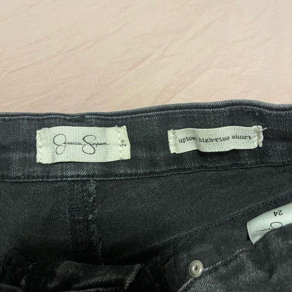 Jean short - Picture 3 of 3